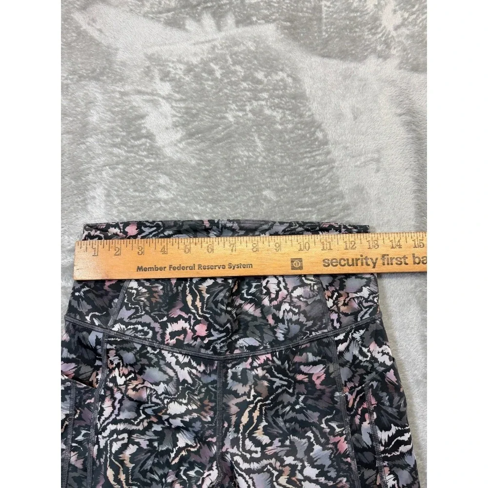 Athleta Ultimate‎ Stash 7/8 Tight Leggings Women Medium Floral Print